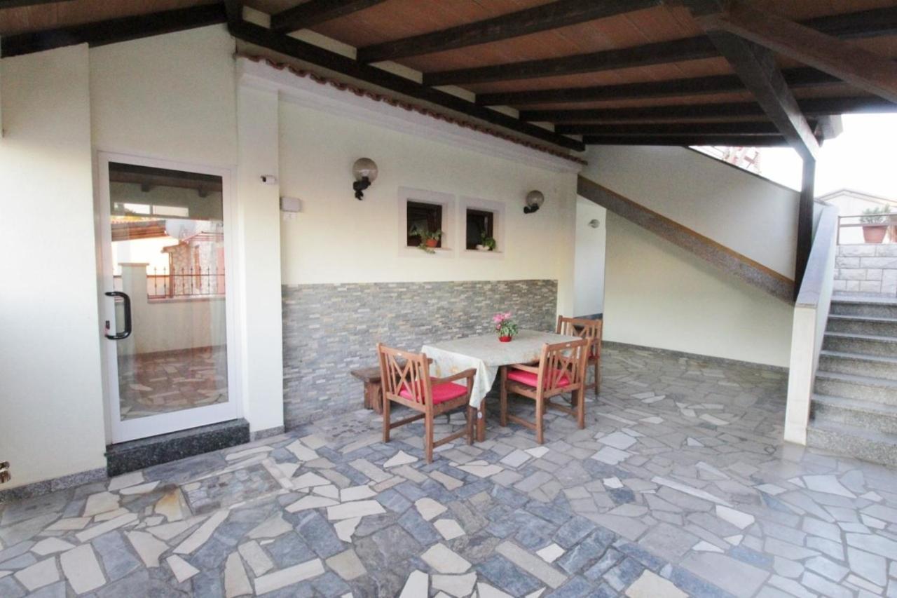 Apartments Zambratija With Sea View Zambratija (Istria) Exterior foto